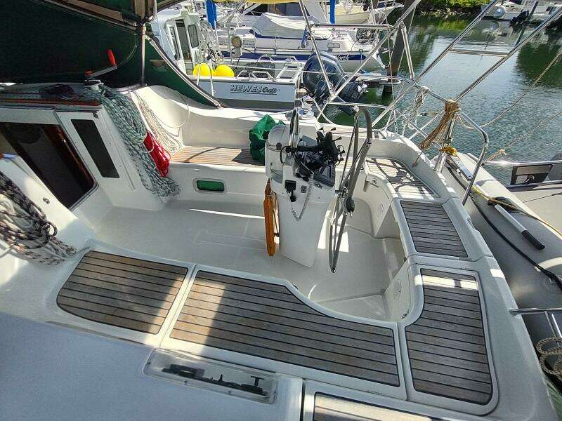 RAREBIRD 39ft Beneteau Yacht For Sale