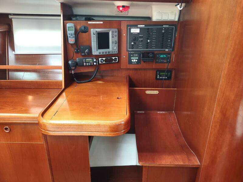RAREBIRD 39ft Beneteau Yacht For Sale