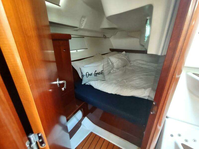 RAREBIRD 39ft Beneteau Yacht For Sale
