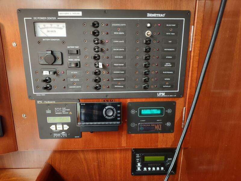 RAREBIRD 39ft Beneteau Yacht For Sale
