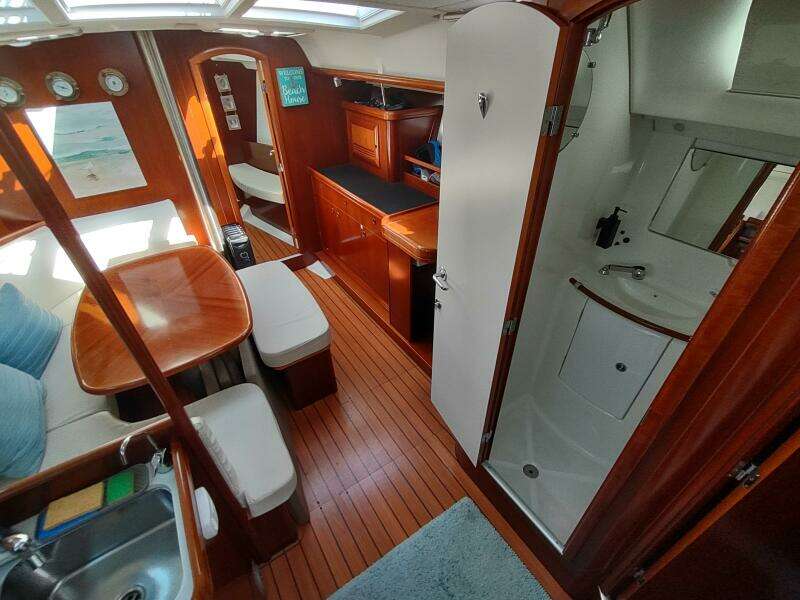 RAREBIRD 39ft Beneteau Yacht For Sale