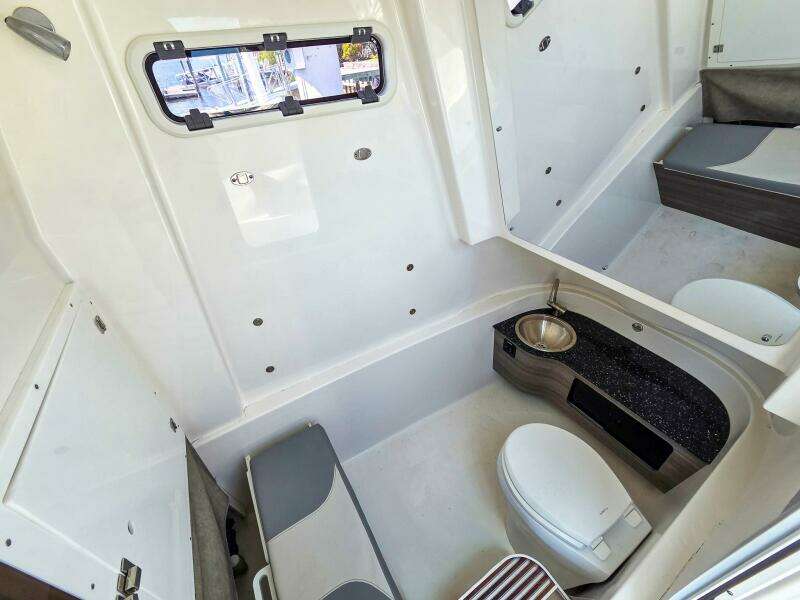 32ft Sea Pro Yacht For Sale