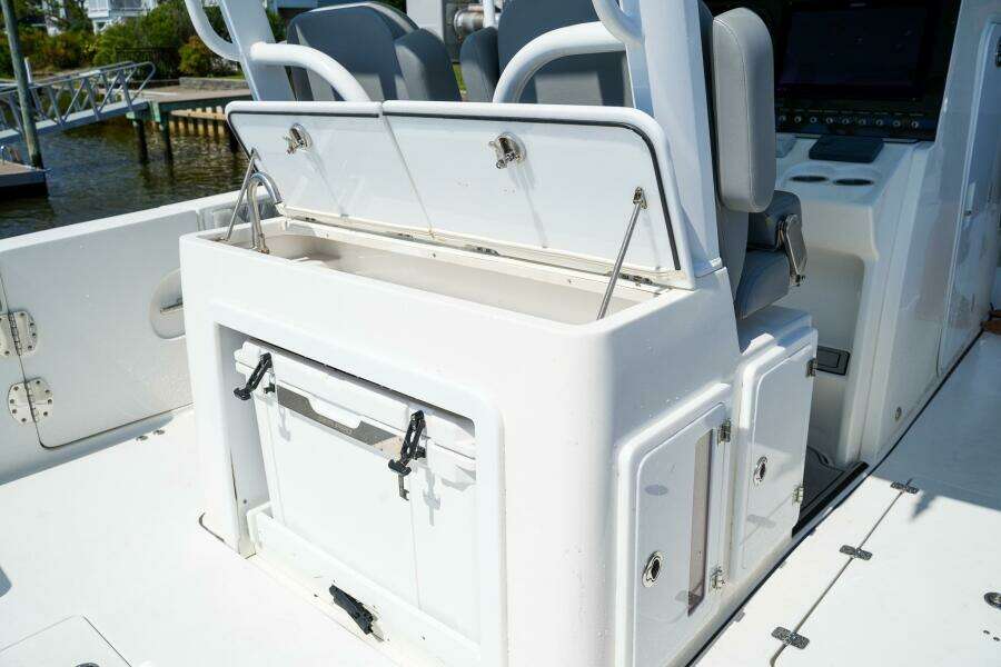 32ft Sea Pro Yacht For Sale