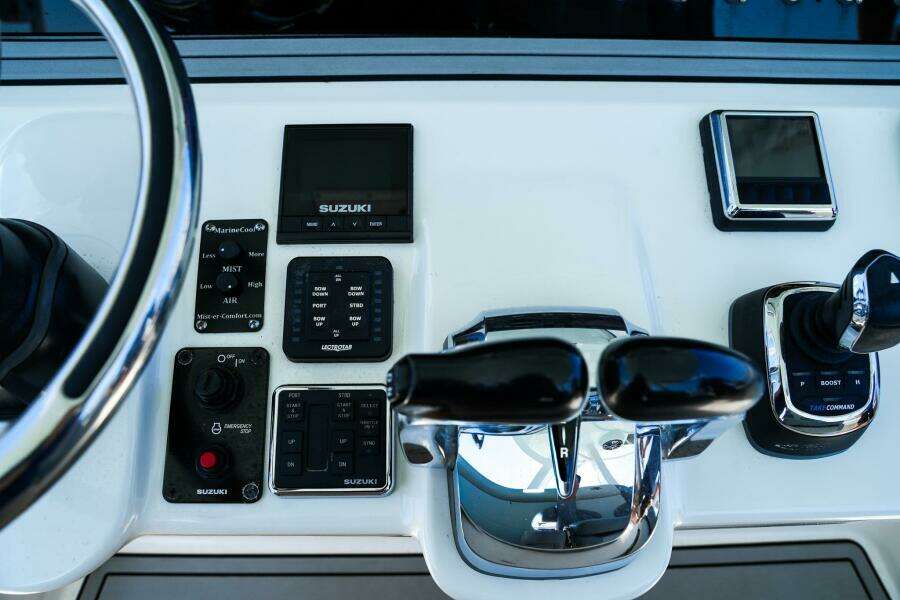 32ft Sea Pro Yacht For Sale