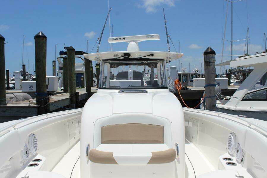 37ft Edgewater Yacht For Sale