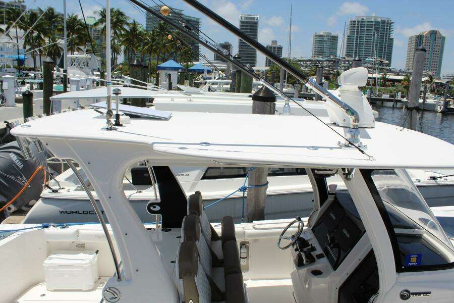 37ft Edgewater Yacht For Sale
