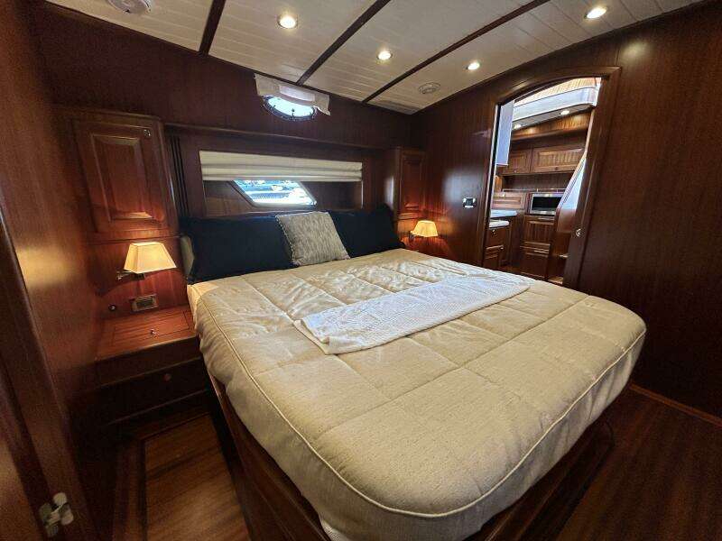 50ft Vicem Yacht For Sale