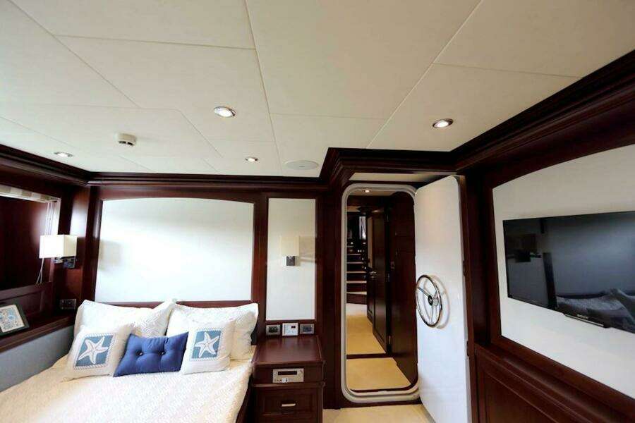 SAMSARA 100ft Custom Yacht For Sale