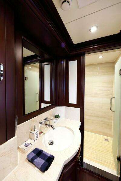 SAMSARA 100ft Custom Yacht For Sale