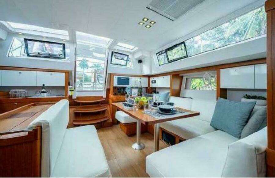 Icon 55ft Beneteau Yacht For Sale