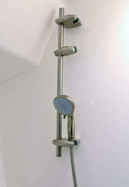 2017 Viking 80 Skybridge 