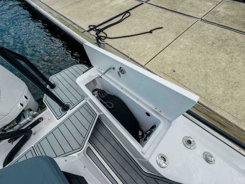 28ft Axopar Yacht For Sale