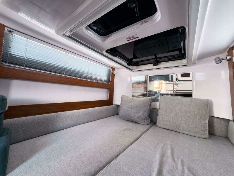 28ft Axopar Yacht For Sale