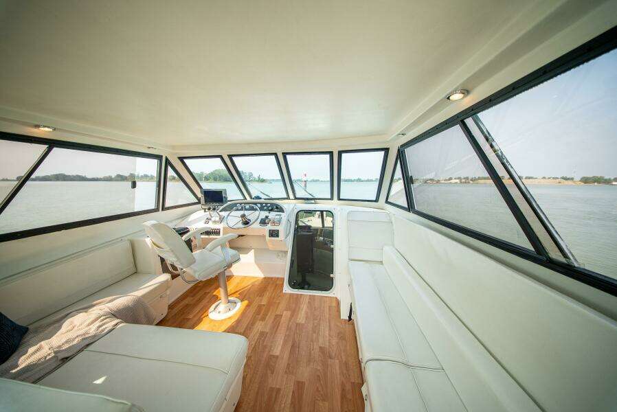 Apa Lagi 47ft Bayliner Yacht For Sale