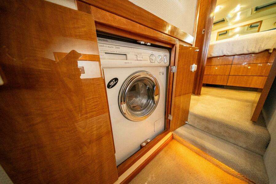 Apa Lagi 47ft Bayliner Yacht For Sale