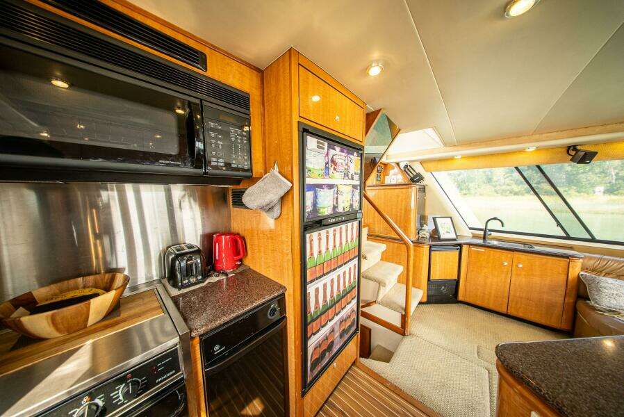 Apa Lagi 47ft Bayliner Yacht For Sale