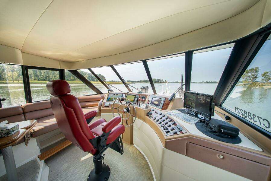 Apa Lagi 47ft Bayliner Yacht For Sale