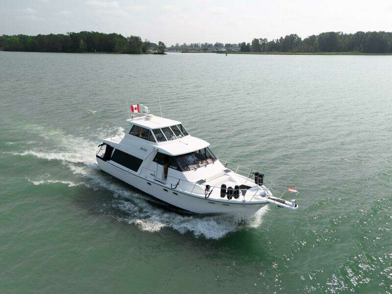 Apa Lagi 47ft Bayliner Yacht For Sale