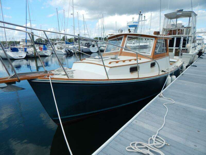 Dragonfly 29ft Dyer Yacht For Sale