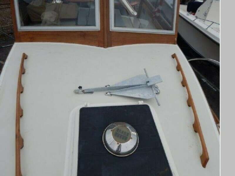 Dragonfly 29ft Dyer Yacht For Sale