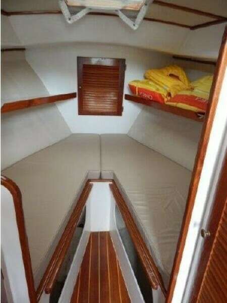 Dragonfly 29ft Dyer Yacht For Sale
