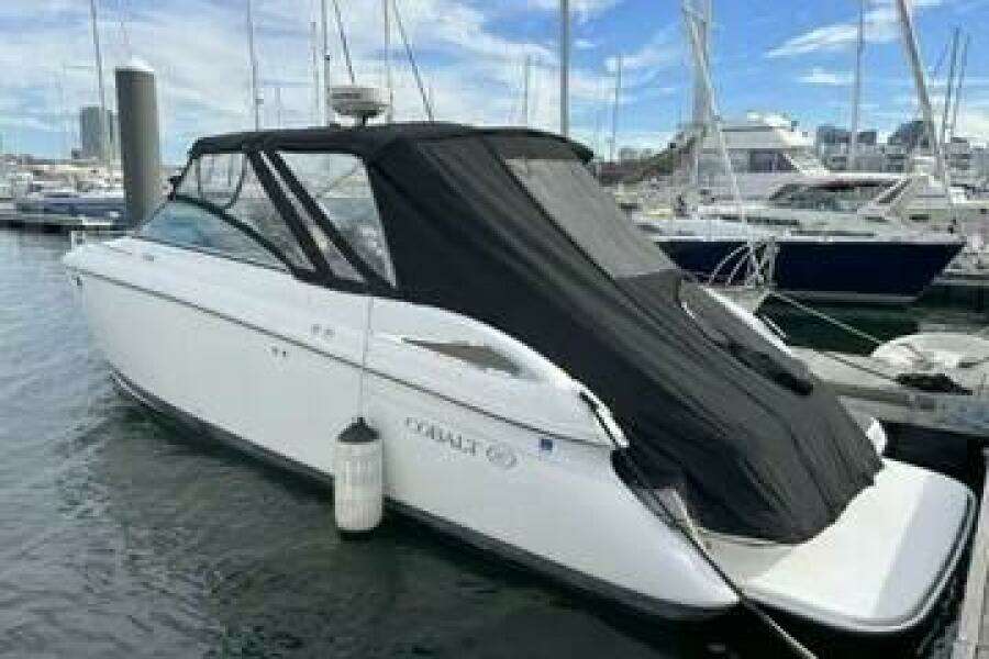 32ft Cobalt Yacht For Sale