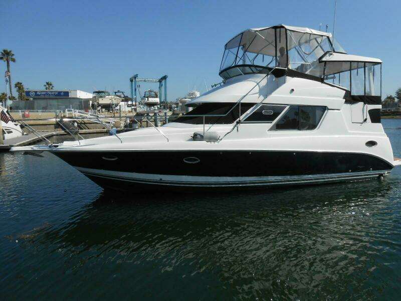 38ft Silverton Yacht For Sale
