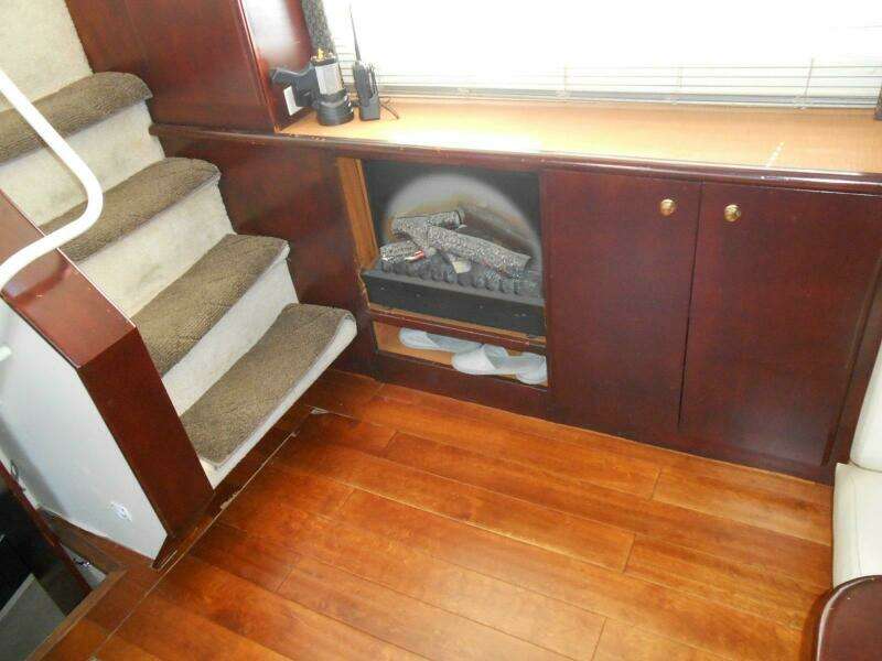 38ft Silverton Yacht For Sale