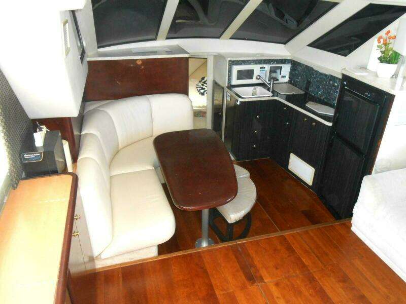 38ft Silverton Yacht For Sale