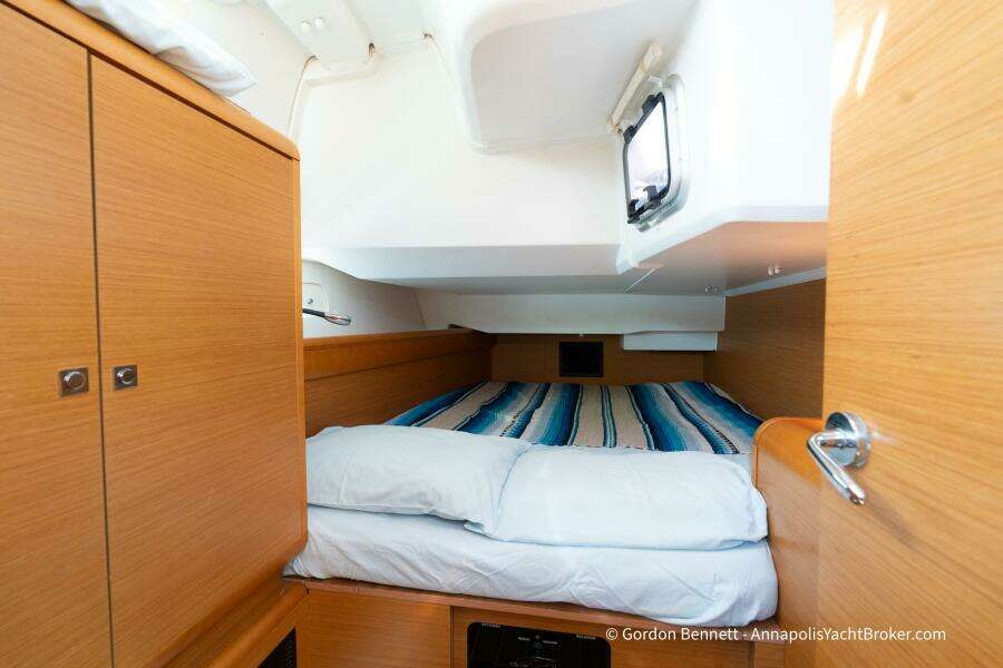 Balandra 43ft Jeanneau Yacht For Sale