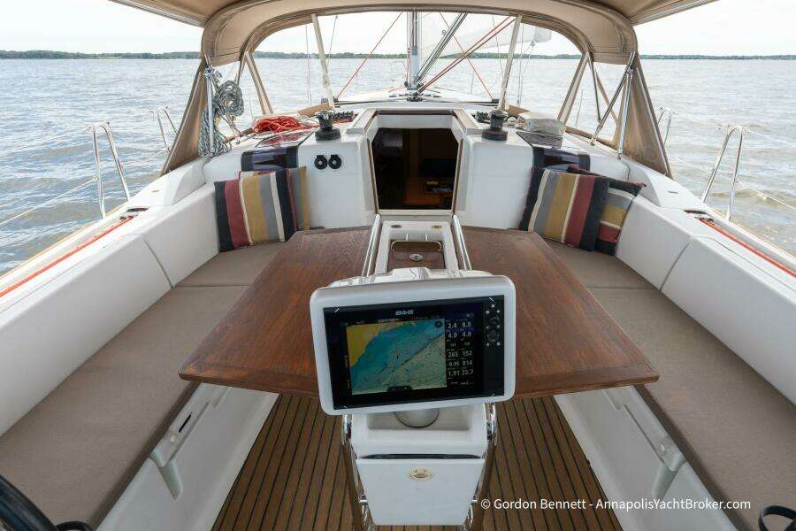 Balandra 43ft Jeanneau Yacht For Sale