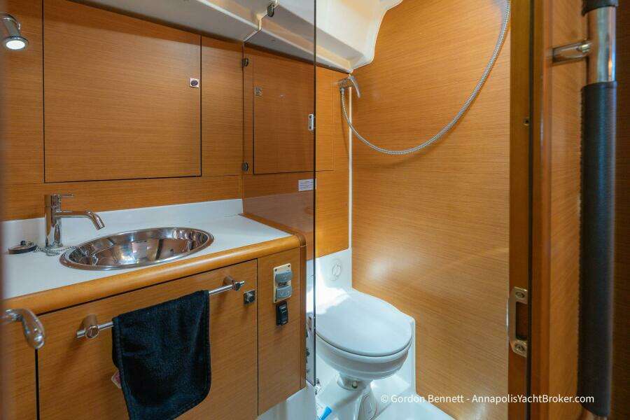 Balandra 43ft Jeanneau Yacht For Sale