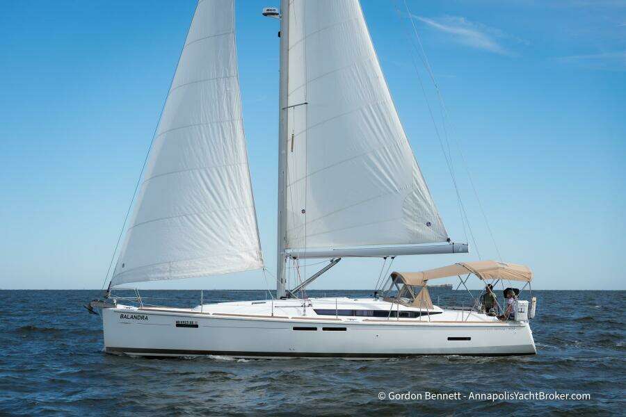 Balandra 43ft Jeanneau Yacht For Sale