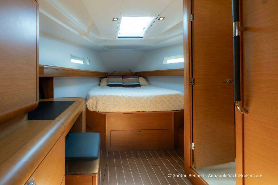 Balandra 43ft Jeanneau Yacht For Sale