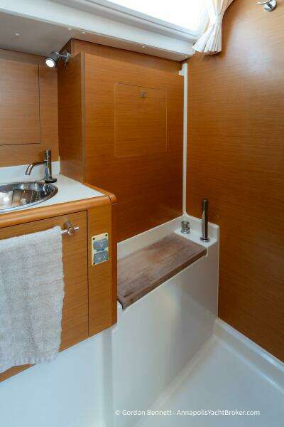 Balandra 43ft Jeanneau Yacht For Sale