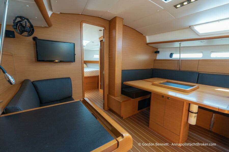 Balandra 43ft Jeanneau Yacht For Sale