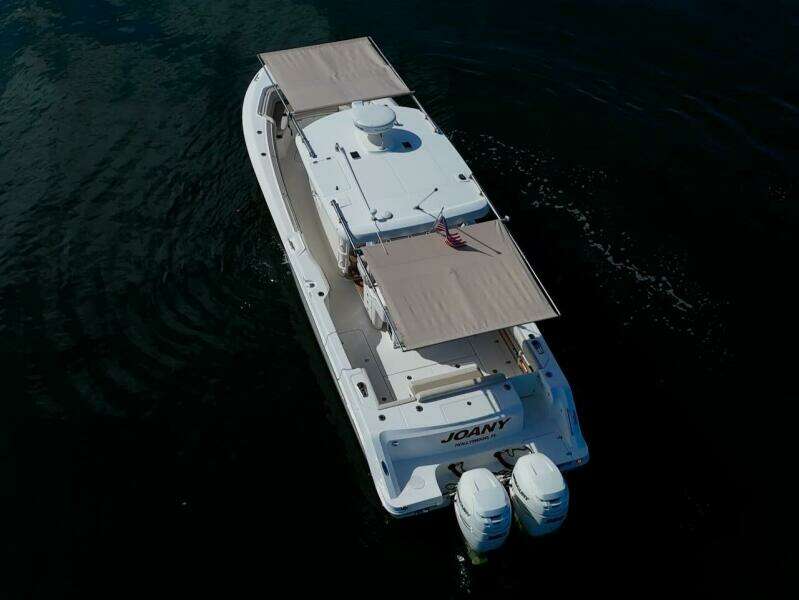 Joany 33ft Boston Whaler Yacht For Sale