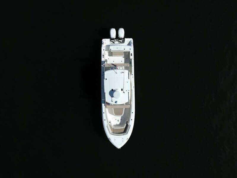 Joany 33ft Boston Whaler Yacht For Sale