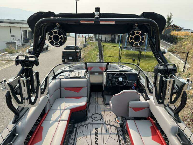 21ft Moomba Yacht For Sale