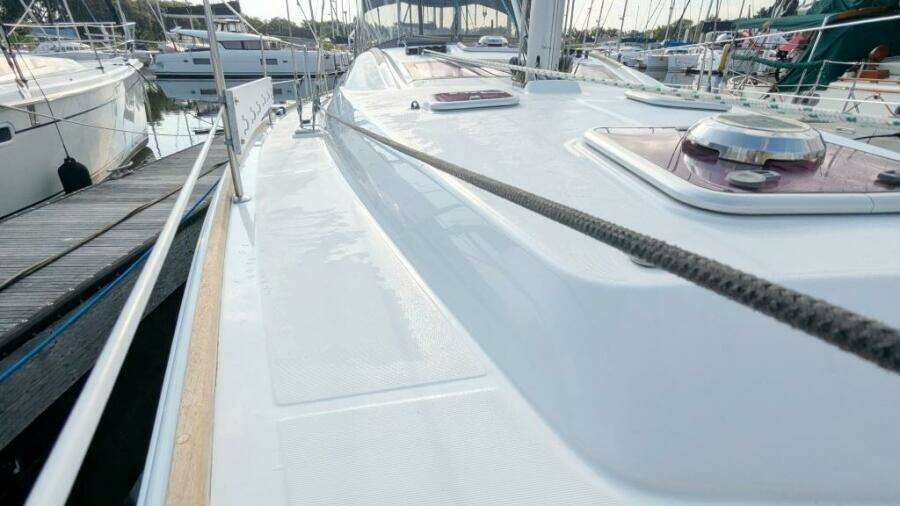 SERENITE 40ft Beneteau Yacht For Sale