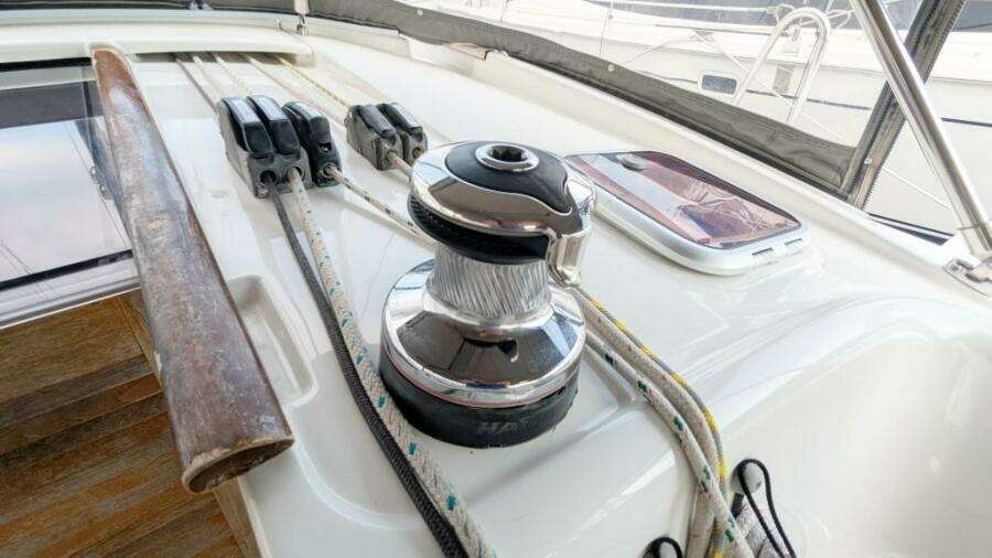 SERENITE 40ft Beneteau Yacht For Sale