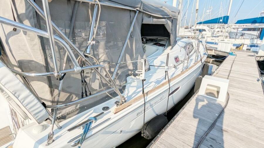 2012 Beneteau 40
