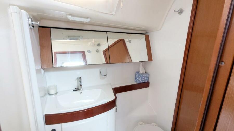 2012 Beneteau 40