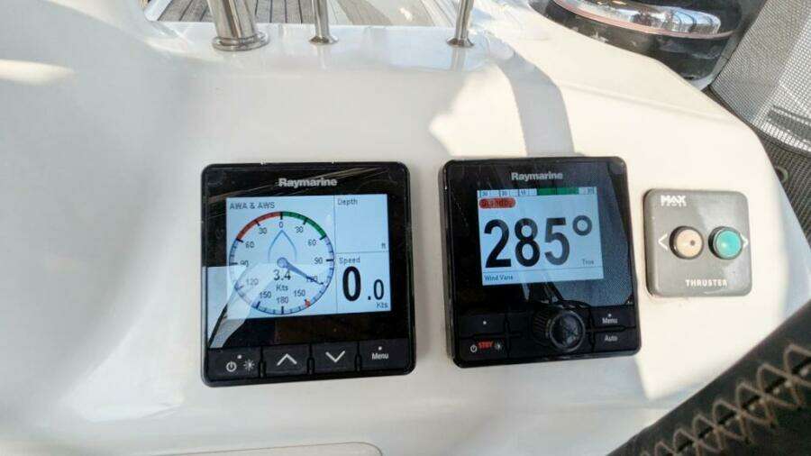 SERENITE 40ft Beneteau Yacht For Sale