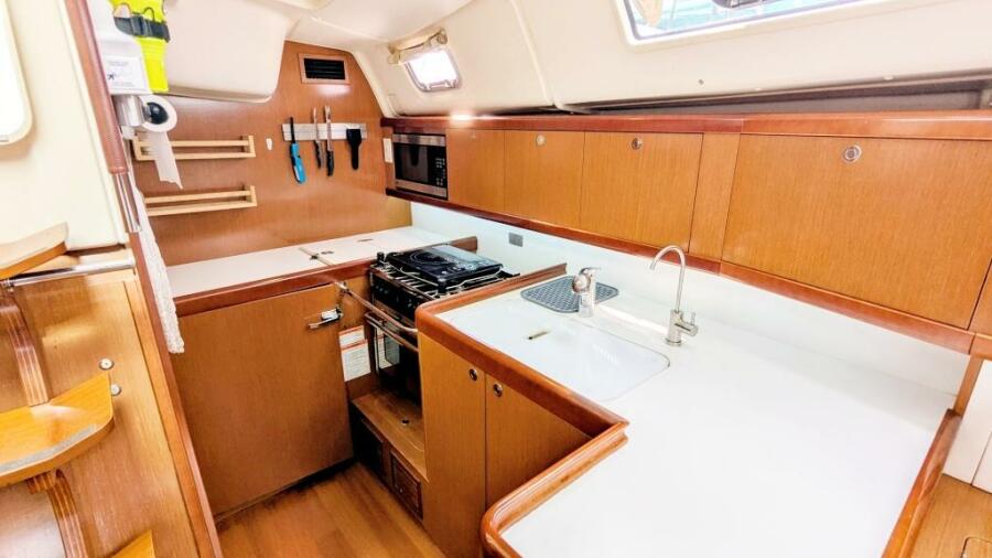 2012 Beneteau 40