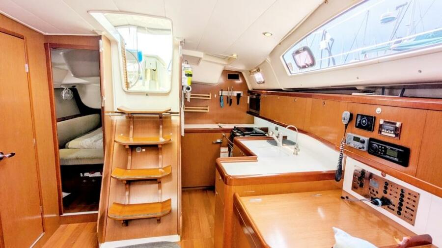 2012 Beneteau 40