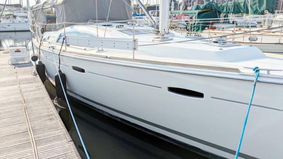 2012 Beneteau 40