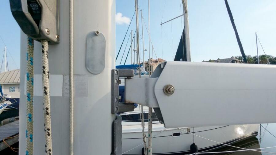 2012 Beneteau 40