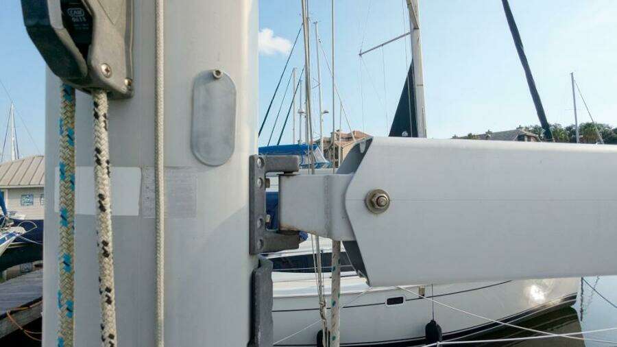 SERENITE 40ft Beneteau Yacht For Sale