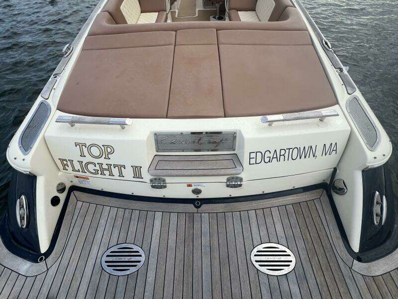Top Flight II 28ft Chris Craft Yacht For Sale